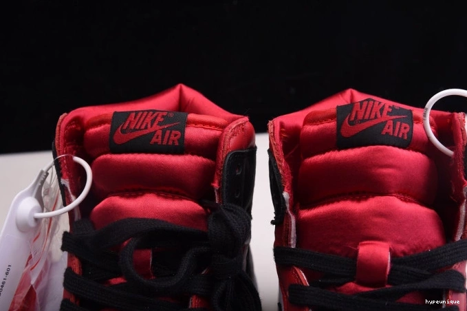 HYPE Jordan Satin OG Air Snake WMNS High 1 CD0461-601 0710